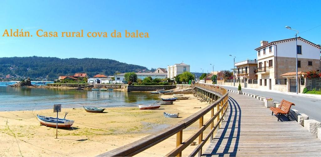Aldán Cova Da Baleaゲストハウス エクステリア 写真